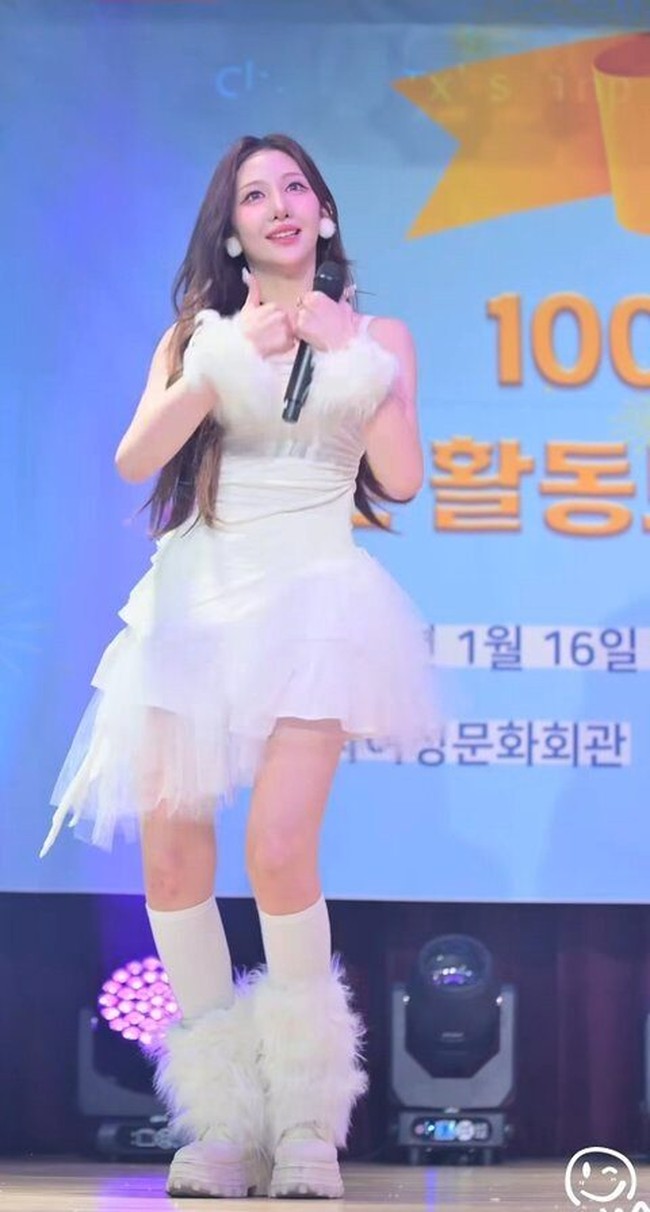 Netizen menyadari perubahan pada fitur wajahnya, hingga membuat idol KPop berusia 15 tahun ini terlihat jauh lebih dewasa dari usianya. Foto: Instagram