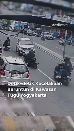 Video Detik-detik Kecelakaan Beruntun di Kawasan Tugu Yogyakarta
