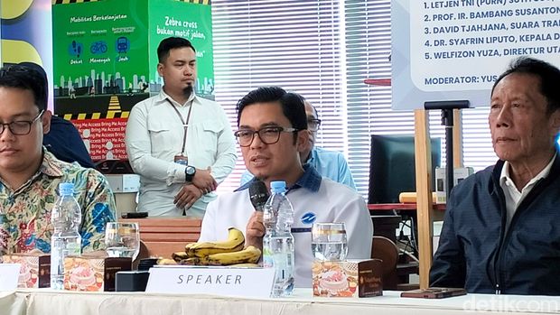 Direktur Utama PT Transjakarta Welfizon Yuza