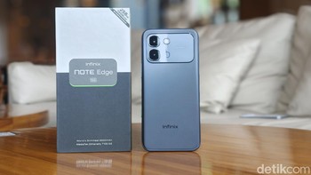 Harga Infinix Note Edge di Indonesia sebagai berikut: Infinix Note Edge 8/128 GB Rp 3.299.000 Infinix Note Edge 8/256 GB Rp 3.499.000 Foto: Adi Fida Rahman/detikINET