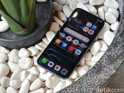 Unboxing Infinix Note Edge: HP Rp 3 Jutaan Bodi Ramping Pesaing iPhone Air