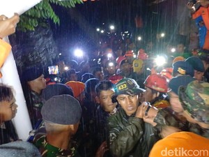 Kronologi Evakuasi Jenazah Pramugari ATR 42-500 ke Posko SAR Pangkep