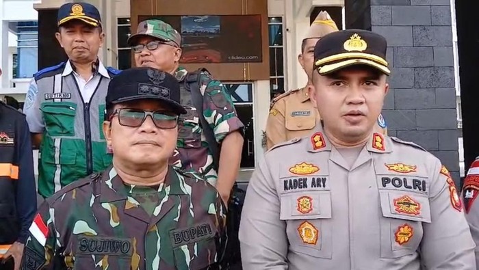 Kapolres Kubu Raya, AKBP Kadek Ary Mahardika dan Bupati Kubu Raya Sujiwo. (Ocsya Ade CP)