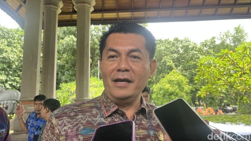 Ketua DPRD Bali Dewa Made Mahayadnya alias Dewa Jack. (Foto: Riizki Setyo/detikBali)