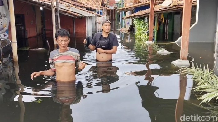 kondisi permukiman warga di RW 01 Kelurahan Tirto Pekalongan Barat.