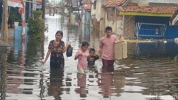 kondisi permukiman warga di RW 01 Kelurahan Tirto Pekalongan Barat.