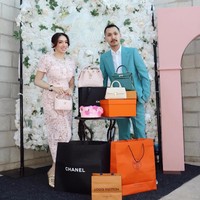 7 Potret Angel Karamoy dapat Kejutan Ultah Mewah, Tas Hermes dari Gusti Ega