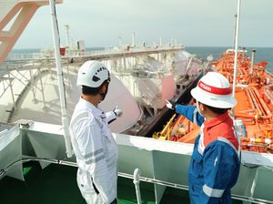 Nusantara Regas Terima LNG Perdana PGN, Perkuat Pasokan Gas Nasional