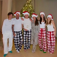 8 Potret Harmonis Brooklyn Beckham dan Ortu sebelum Drama Mertua Vs Menantu