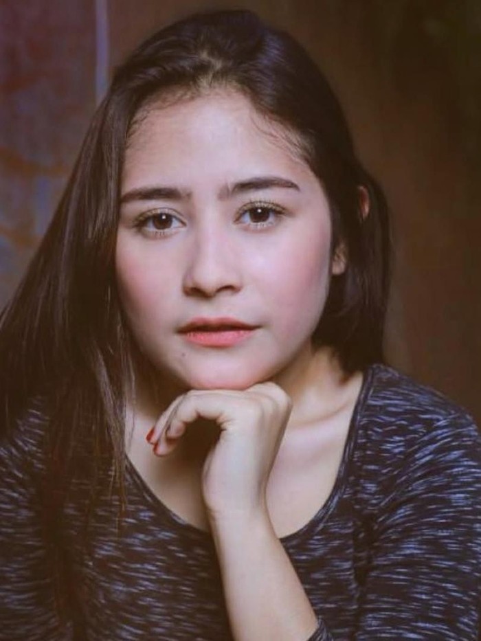 Prilly Latuconsina
