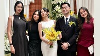 Anya Geraldine juga terlihat jadi tamu undangan. Ia menitip pesan ke Hadi Ismanto terkait Shindy Huang. Nitip jagain Shin kita sampai tua ya, Hadi Ismanto. Gadis berhati murni kami resmi menjadi seorang istri. Selamanya mendukungmu, tulisnya. (Foto: dok Instagram anyageraldine)