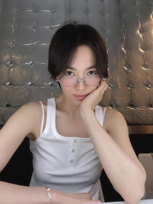 Momen Song Hye Kyo Curhat Kangen Rambut Panjang