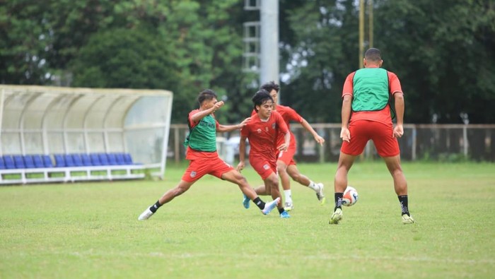 Nilmaizar Perbaiki Kekurangan Timnya Saat Derby Hadapi Sriwijaya FC
