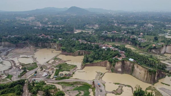 Tambang Pasir Ilegal di Banten Disikat, Puluhan Lokasi Ditutup Paksa