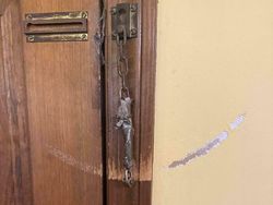 Dimakan Usia! Foto Perubahan Benda Sehari-hari yang Bikin Melongo