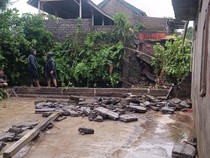 Angin Kencang Terjang Bali, 9 Daerah Dilanda Banjir hingga Longsor