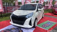 Kalau yang ini dari Daihatsu Sigra milik Agus Setiawan, anggota Calsic (Calya Sigra Community). Bumper depan pakai punya Calya 2025 Foto: Dok. Ridwan Arifin