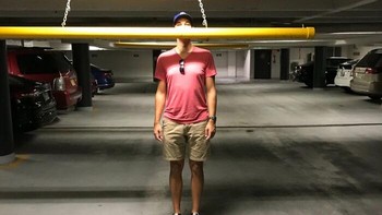 Terlalu Tinggi untuk Tempat Parkir Foto: Demilked