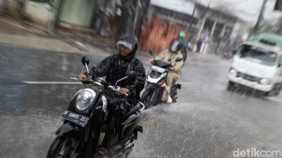 Hujan Deras Diprediksi Sampai 23 Januari di Jabodetabek