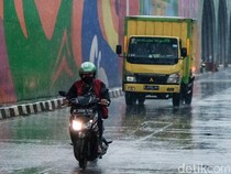 Waspada! Potensi Hujan Lebat di Jawa-Bali saat Mudik Lebaran 2026