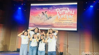 Musikal Perahu Kertas Tampil Beda, Set Panggung Konsep Berputar
