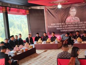 Kaesang dan RMS Duduk Bareng di Upacara Kematian Ayah Politisi PSI Benidiktus Papa di Toraja