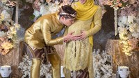 Kehamilan Lesti Kejora sudah memasuki trimester ketiga, karenanya Lesti menggelar acara tasyakuran 7 bulanan, pada Minggu (18/1). Foto: Instagram/@lestikejora