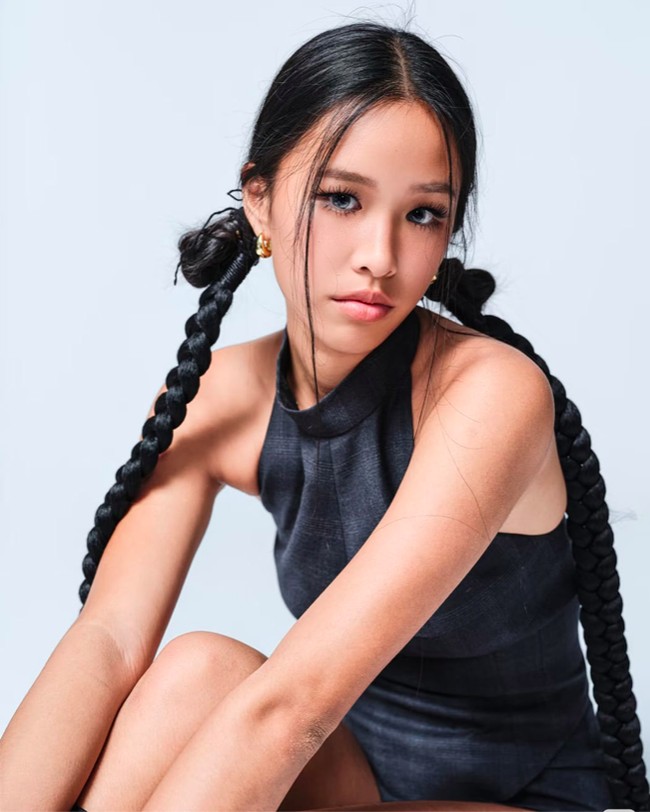 Di akun Xiaohongshu, Xi Tong pernah berbicara tentang standar kecantikan. Menurutnya, semua warna kulit itu indah dan setiap orang memiliki cara pandang yang berbeda tentang kecantikan. Foto: Xiaohongshu