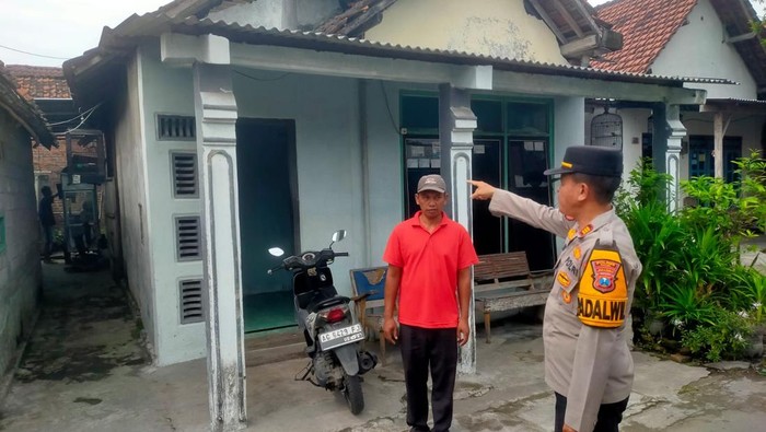 Lokasi ibu ditusuk anak di Kediri