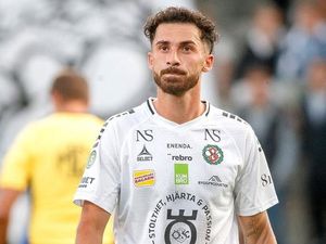Simon Amin Disebut Jadi Rebutan 4 Klub, Salah Satunya PSM Makassar