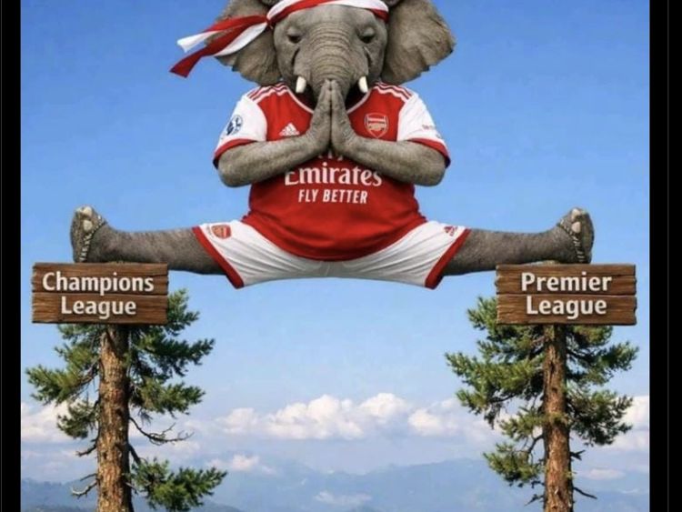 Meme Arsenal Betah di Dua Pucuk