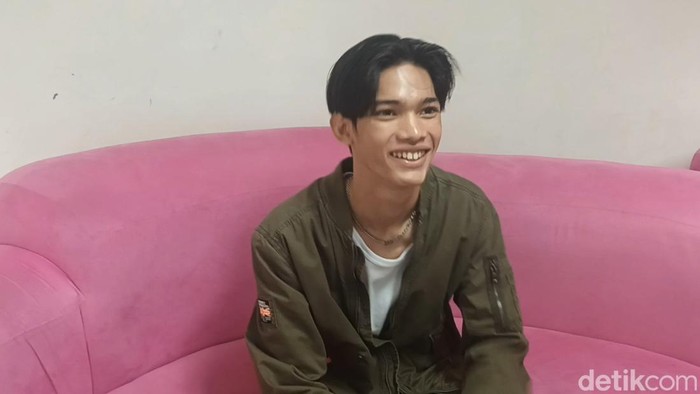 Pernah Viral Make Over, Eks Manusia Silver Kini Dilirik Agensi Model Korea