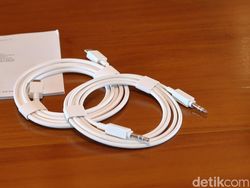 Unboxing Nothing Headphone (1) & Ear (3), Transparan & Ikonik