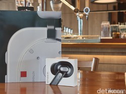 Unboxing Nothing Headphone (1) & Ear (3), Transparan & Ikonik