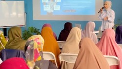 Gaptek Bukan Halangan, Emak-emak Bisa Bisnis Lewat Pasar Muslimah