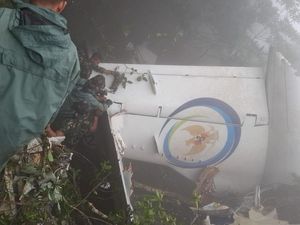 Video Terpopuler Sepekan: Kecelakaan ATR 42-500 hingga Banjir Jabodetabek