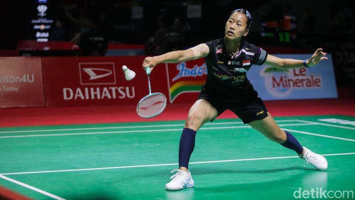 Pebulu tangkis tunggal putri Indonesia Putri Kusuma Wardani menghadapi wakil Taiwan Sung Shuo Yun pada babak 32 besar Daihatsu Indonesia Masters 2026 di Istora Senayan, Jakarta, Rabu (21/1/2026).