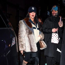 Kondisi Rihanna Usai Rumah Dihujani Tembakan