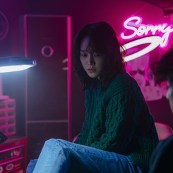 Seribu Wajah Shin Hae Sun di Drakor Netflix The Art of Sarah