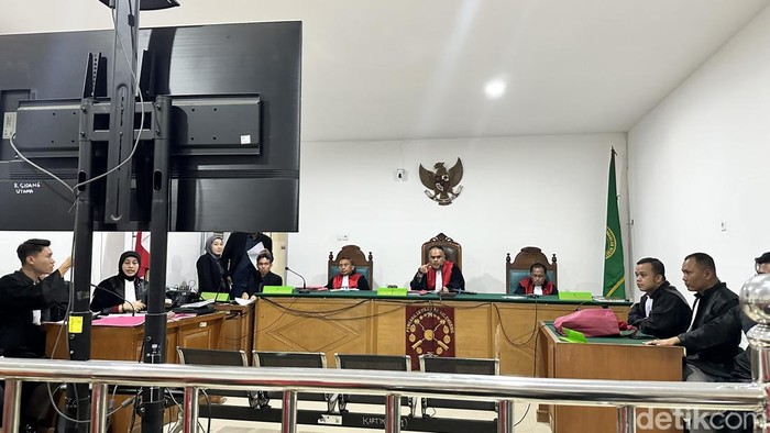 Sidang vonis pembunuhan utang piutang dengan terdakwa Ikim
