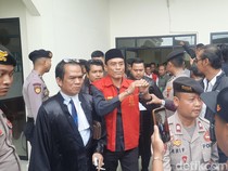 Hakim Tolak Eksepsi Dua Terdakwa Demo Pati Teguh dan Botok