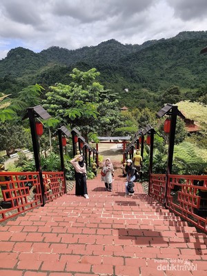 Hidden Dragon, Kebun Durian Jadi Destinasi Wisata