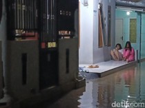 Banjir Terjang 10 Kecamatan di Probolinggo, Ada yang Capai 1,5 Meter