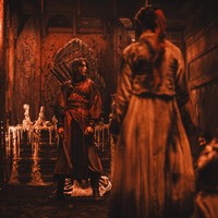 Bagaimana jadinya ketika Nam Joo Hyuk dapat menjelajahi dunia hantu dan mengalahkan mereka dengan pedangnya? Kisahnya akan hadir di drama Korea Netflix, The East Palace. Foto: dok. Netflix