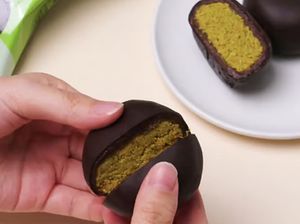 Video: Battle Dubai Chewy Cookie yang Lagi Viral di Jakarta!