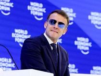 Kata Presiden Macron soal RI Batasi Akses Medsos untuk Anak