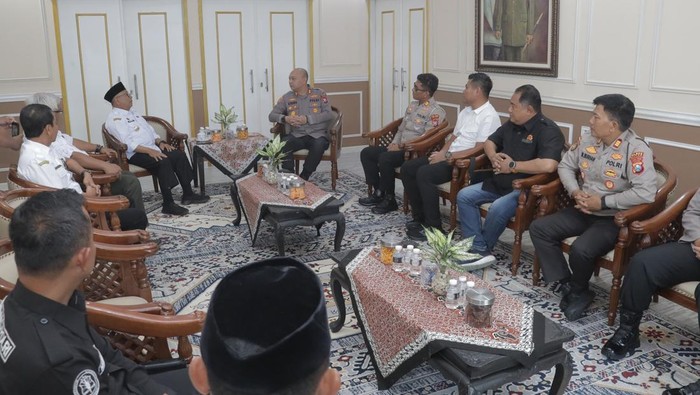 Gayeng Silaturahmi Kapolres Blitar AKBP Rivanda dengan Forkopimda