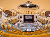 Ciamik, 3 Toko Buku Ini Muncul di K-drama Can This Love Be Translated?