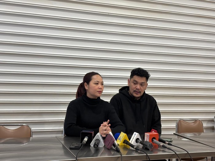 Doa Keluarga Melepas Kepergian Olen Pramugari ATR 42-500