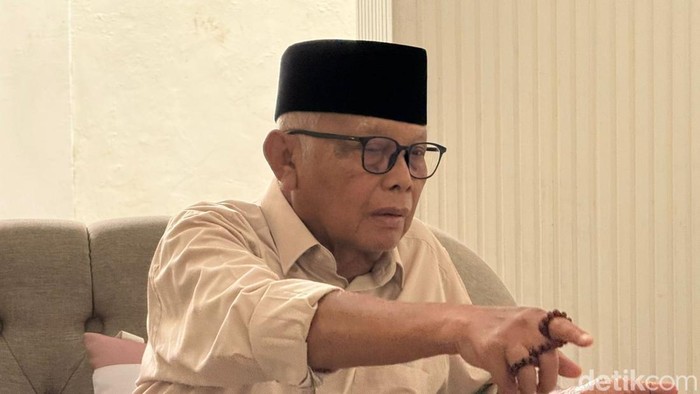 Ketua Majelis Ulama Indonesia (MUI) KH Muhammad Anwar Iskandar.
